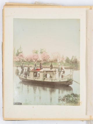 [Souvenir photo album of Japan]