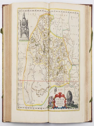 Novus atlas sinensis dat is Afbeeldingen en Beschryving&ecirc; van alle de Landschappen van het groote Ryck Sina in Latijn beschreven door P.M. Martinium S.I. en uytgegeven By Ioan Blaeu. (Seeste Deel van de nieuwe Atlas oft Toonneel des Aerdrijcx, Uytgegeven door Joan Blaeu.)