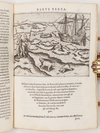 Tre Navigationi fatte dagli Olandesi, e Zelandesi Al Settentrione nella Norvegia, Moscovia, e Tartaria verso il Catai, e Regno de' Sini, dove scopersero il Mare di Veygatz, La Nuova Zembla, Et un Paese nell' Ottantesimo grado creduto la Groenlandia. Con una descrittione di tutti gli accidenti occorsi di giorno in giorno &agrave;' Naviganti, Et in particolare di alcuni combattimenti con Orsi Marini, e dell' eccesivo freddo di quei paesi, essendo nell'ultima Navigatione restata la Nave nel ghiaccio, onde li Marinari passorono infinite difficolt&agrave;, per lo spatio di diece mesi, e furono forzati alla fine di passare con li Batelli trecento miglia di Mare pericolosissimo. Descritte in Latino da Gerardo di Vera, e Nuovamente da Giovan Giunio Parisio. . .