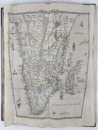 Geografia di M. Livio Sanuto distinta in XII libri. Ne quali, oltra l'esplicatione di molti luoghi di Tolomeo, e della Bussola, e dell' Apuglia, si dichiarano le Provincie, Popoli, Regni, Città; Porti, Monti, Fiumi, Laghi, e Costume dell'Africa. Con XII tavole di essa Africa in dissegno di rame. Aggiuntivi de piu tre Indici da M. Giovan Carlo Saraceni