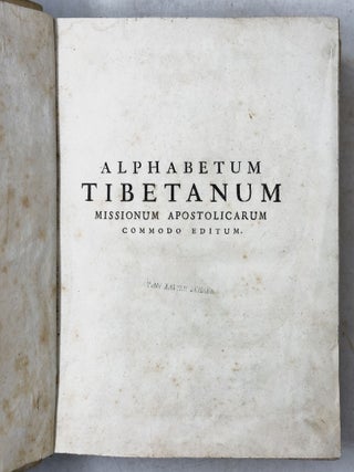 Alphabetum tibetanum missionum apostolicarum commodo editum. Pr&aelig;missa est disquisitio qua de vario litterarum ac regionis nomine, gentis origine moribus, superstitione, ac manichaeismo fuse disservitur. Beausobrii calumni&aelig; in Sanctum Augustinum, aliosque ecclesi&aelig; patres refutantur. Studio et labore Fr. Augustini Antonii Giorgii eremit&aelig; Augustiniani