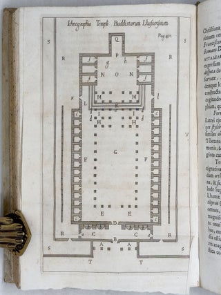 Alphabetum tibetanum missionum apostolicarum commodo editum. Pr&aelig;missa est disquisitio qua de vario litterarum ac regionis nomine, gentis origine moribus, superstitione, ac manichaeismo fuse disservitur. Beausobrii calumni&aelig; in Sanctum Augustinum, aliosque ecclesi&aelig; patres refutantur. Studio et labore Fr. Augustini Antonii Giorgii eremit&aelig; Augustiniani