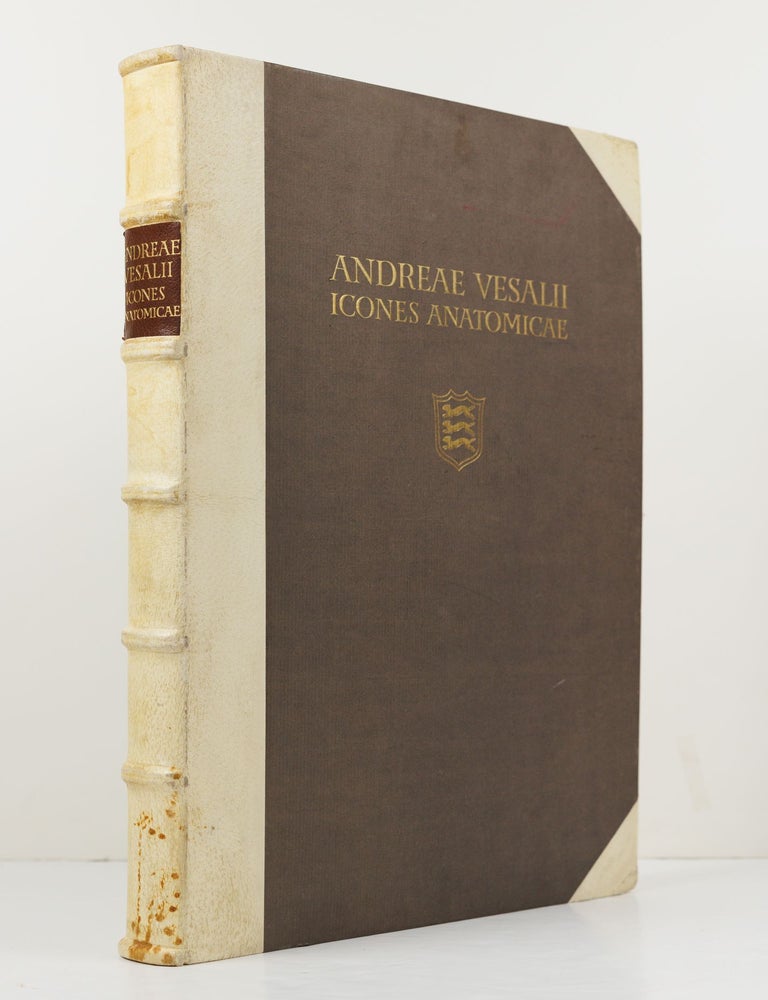 Item #JLR0653 Andreae Vesalii bruxellensis icones anatomicae. Andreas Vesalius.