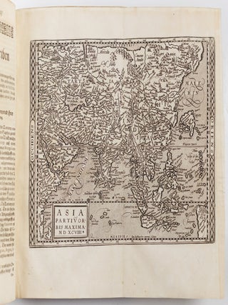Allgemeine historische Weltbeschreibung, Ioannis Boteri, de&szlig; Benesers. In vier B&uuml;cher abgetheilt: Im ersten wirdt Europa, Asia, Affrica, und die Sitten, Reichthumb, Gewerb und embsigkeiten aller Nationen und V&ouml;lcker, de&szlig;gleichen die beschaffenheit der Newen Welt. . . und gantzen Inseln beschriben. Im andern wirdt die Macht und gelegenheit der aller f&uuml;rnembsten Potentaten der Welt entdeckt. Im dritten wirdt gehandlet von dem Standt de&szlig; Glaubens, aller und jeder V&ouml;lcker. Im vierten von den Aberglauben der V&ouml;lcker der Newen Welt, und durch was beschwerliche mittel die wahre Christliche Religion daselbst eingef&uuml;hret worden. Durch &AElig;gidium Albertinum. . . vbersetzt. Mit k&uuml;nstlichen Kupfferst&uuml;cken und eygentlichen Landtaflen geziert