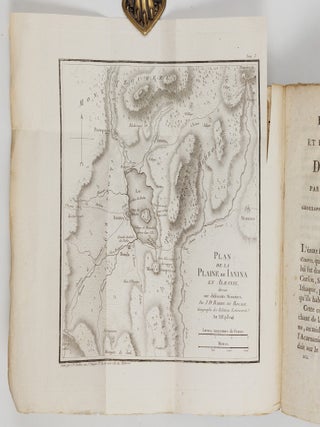 Voyage en Mor&eacute;e, a Constantinople, en Albanie, et dans plusieurs autres parties de l'Empire Othoman, pendant les ann&eacute;es 1798, 1799, 1800 et 1801. Comprenant la description de ces pays, leurs productions, les m&oelig;urs, les usages, les maladies et le commerce de leurs habitans; avec des rapprochemens entre l'&eacute;tat actuel de la Gr&egrave;ce, et ce qu'elle fut dans l'antiquit&eacute;. Par F. C. H. L. Pouqueville, docteur en m&eacute;decine, membre de la commission des science et des arts d'&Eacute;gypte, etc. Ouvrage enrichi d'un Pr&eacute;cis historique et g&eacute;ographique sur l'ancienne &Eacute;pire, et de Cartes dress&eacute;es par M. Barbi&eacute; du Bocage, G&eacute;ographe des Relations Ext&eacute;rieures, accompagn&eacute; de Pi&egrave;ces justificatives, et orn&eacute; de Figures et de Vue [sic] nouvelles. D&eacute;di&eacute; a S. M. l'Empereur